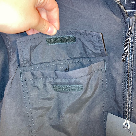 NWT Alpine Windbreaker - Picture 5 of 11